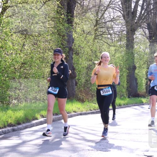12.04.2026 - 45. Internationalen Wilhelmsburger Insellauf Yannick Fuchs http://msf.ph/oto/9492049 12.04.2026 10:43:44 Laufen 3396, 3580, 4131 meine-sportfotos.de