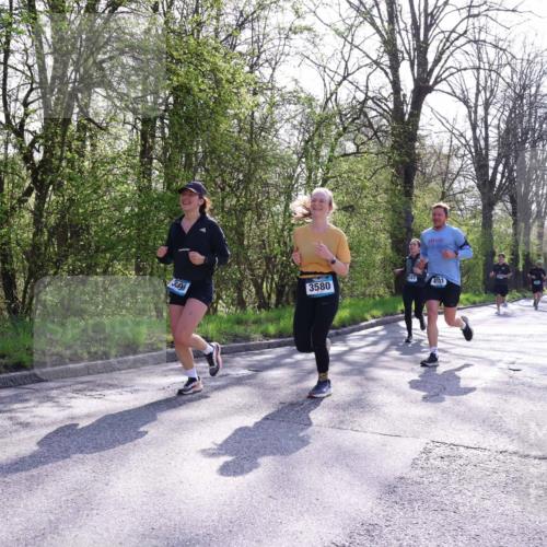 12.04.2026 - 45. Internationalen Wilhelmsburger Insellauf Yannick Fuchs http://msf.ph/oto/9492063 12.04.2026 10:43:46 Laufen 3396, 3580, 147, 4131 meine-sportfotos.de
