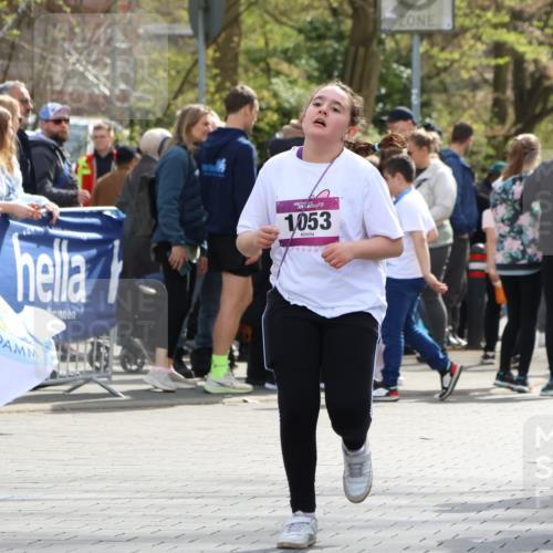 12.04.2026 - 45. Internationalen Wilhelmsburger Insellauf Strokosch-Dieckow http://msf.ph/oto/9492065 12.04.2026 14:52:29 Ziel 498, 1053, 546, 1803 meine-sportfotos.de