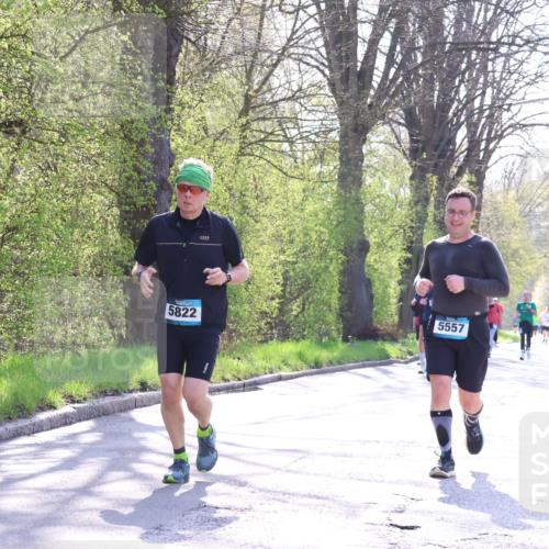 12.04.2026 - 45. Internationalen Wilhelmsburger Insellauf Yannick Fuchs http://msf.ph/oto/9492096 12.04.2026 10:43:52 Laufen 5822, 5557 meine-sportfotos.de