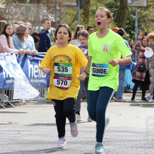 12.04.2026 - 45. Internationalen Wilhelmsburger Insellauf Strokosch-Dieckow http://msf.ph/oto/9492114 12.04.2026 14:52:17 Ziel 349, 581, 570, 354, 507, 498 meine-sportfotos.de
