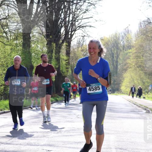 12.04.2026 - 45. Internationalen Wilhelmsburger Insellauf Yannick Fuchs http://msf.ph/oto/9492127 12.04.2026 10:43:56 Laufen 5771, 2579, 4549, 4585 meine-sportfotos.de