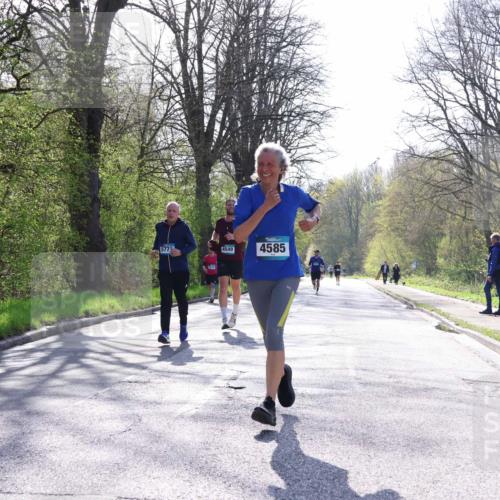 12.04.2026 - 45. Internationalen Wilhelmsburger Insellauf Yannick Fuchs http://msf.ph/oto/9492132 12.04.2026 10:43:56 Laufen 577, 4549, 4585 meine-sportfotos.de