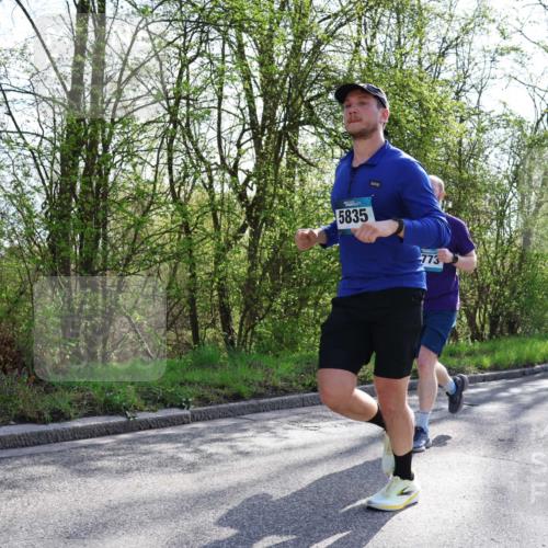 12.04.2026 - 45. Internationalen Wilhelmsburger Insellauf Yannick Fuchs http://msf.ph/oto/9492208 12.04.2026 10:44:08 Laufen 5835, 773 meine-sportfotos.de