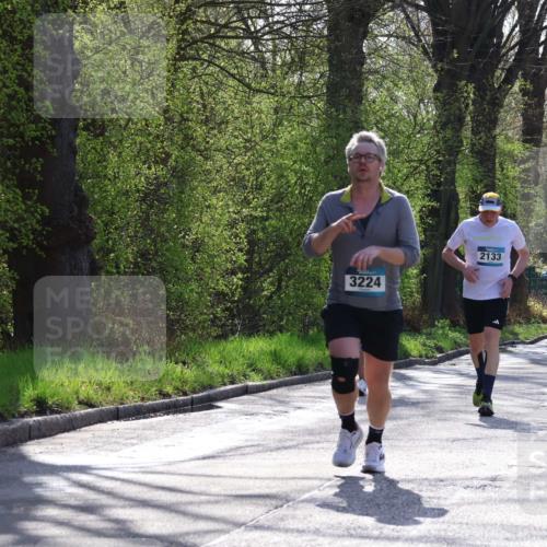 12.04.2026 - 45. Internationalen Wilhelmsburger Insellauf Yannick Fuchs http://msf.ph/oto/9492230 12.04.2026 10:44:12 Laufen 3224, 2133, 4158, 4714 meine-sportfotos.de