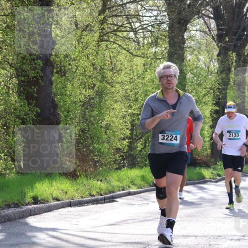 12.04.2026 - 45. Internationalen Wilhelmsburger Insellauf Yannick Fuchs http://msf.ph/oto/9492235 12.04.2026 10:44:13 Laufen 3224, 2133, 4158 meine-sportfotos.de