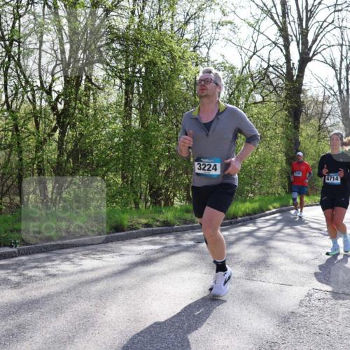 12.04.2026 - 45. Internationalen Wilhelmsburger Insellauf Yannick Fuchs http://msf.ph/oto/9492256 12.04.2026 10:44:15 Laufen 3224, 5508, 4714 meine-sportfotos.de