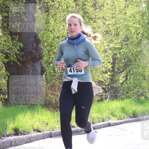 12.04.2026 - 45. Internationalen Wilhelmsburger Insellauf Yannick Fuchs http://msf.ph/oto/9492282 12.04.2026 10:44:21 Laufen 4156 meine-sportfotos.de