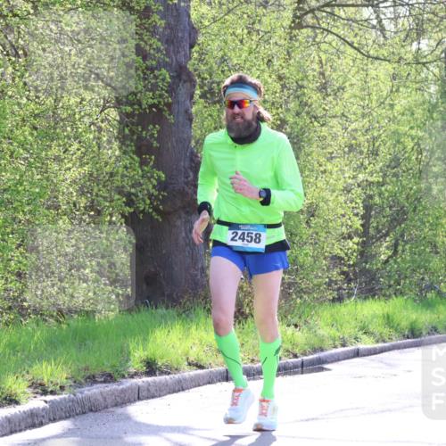 12.04.2026 - 45. Internationalen Wilhelmsburger Insellauf Yannick Fuchs http://msf.ph/oto/9492311 12.04.2026 10:44:26 Laufen 2458, 5512 meine-sportfotos.de