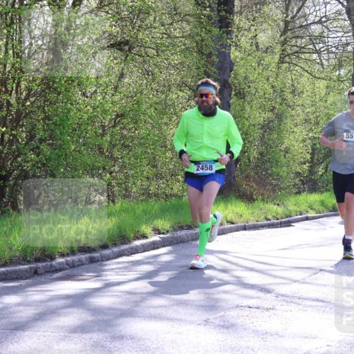 12.04.2026 - 45. Internationalen Wilhelmsburger Insellauf Yannick Fuchs http://msf.ph/oto/9492316 12.04.2026 10:44:27 Laufen 2458, 5512, 4155 meine-sportfotos.de