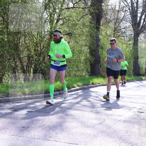 12.04.2026 - 45. Internationalen Wilhelmsburger Insellauf Yannick Fuchs http://msf.ph/oto/9492326 12.04.2026 10:44:28 Laufen 2458, 5512, 2194, 3916, 4155 meine-sportfotos.de
