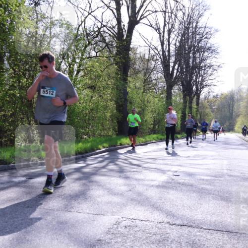 12.04.2026 - 45. Internationalen Wilhelmsburger Insellauf Yannick Fuchs http://msf.ph/oto/9492341 12.04.2026 10:44:30 Laufen 5512 meine-sportfotos.de