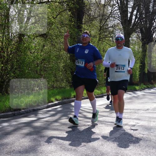12.04.2026 - 45. Internationalen Wilhelmsburger Insellauf Yannick Fuchs http://msf.ph/oto/9492389 12.04.2026 10:44:38 Laufen 2913, 2912 meine-sportfotos.de