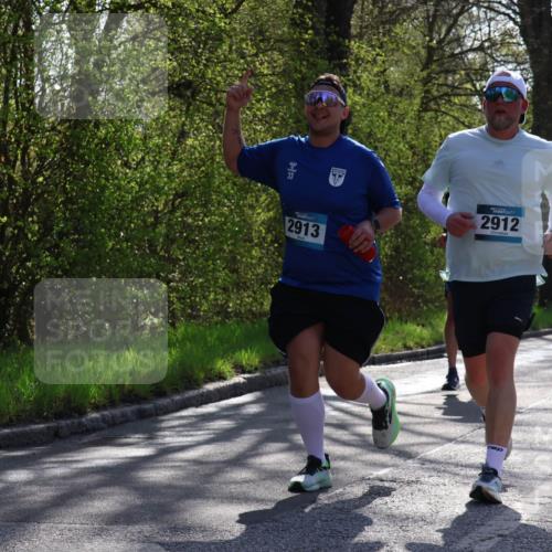 12.04.2026 - 45. Internationalen Wilhelmsburger Insellauf Yannick Fuchs http://msf.ph/oto/9492390 12.04.2026 10:44:38 Laufen 2913, 2912 meine-sportfotos.de
