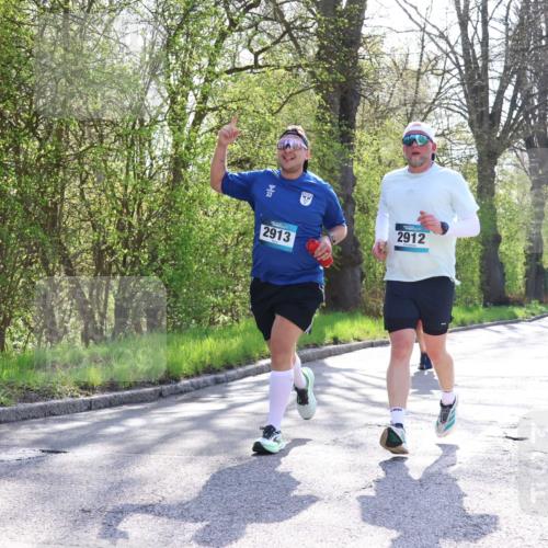 12.04.2026 - 45. Internationalen Wilhelmsburger Insellauf Yannick Fuchs http://msf.ph/oto/9492393 12.04.2026 10:44:38 Laufen 2913, 2912 meine-sportfotos.de