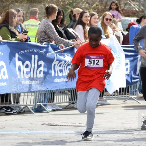 12.04.2026 - 45. Internationalen Wilhelmsburger Insellauf Strokosch-Dieckow http://msf.ph/oto/9492395 12.04.2026 14:51:40 Ziel 342, 505, 891, 512, 394 meine-sportfotos.de