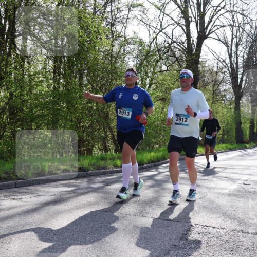 12.04.2026 - 45. Internationalen Wilhelmsburger Insellauf Yannick Fuchs http://msf.ph/oto/9492398 12.04.2026 10:44:39 Laufen 2913, 2912, 4388 meine-sportfotos.de
