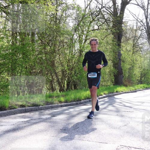 12.04.2026 - 45. Internationalen Wilhelmsburger Insellauf Yannick Fuchs http://msf.ph/oto/9492408 12.04.2026 10:44:41 Laufen 4388 meine-sportfotos.de