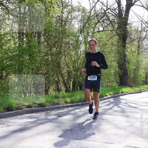 12.04.2026 - 45. Internationalen Wilhelmsburger Insellauf Yannick Fuchs http://msf.ph/oto/9492409 12.04.2026 10:44:41 Laufen 4388 meine-sportfotos.de