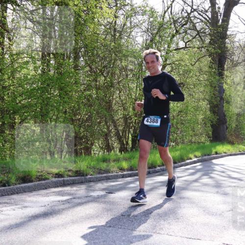 12.04.2026 - 45. Internationalen Wilhelmsburger Insellauf Yannick Fuchs http://msf.ph/oto/9492410 12.04.2026 10:44:41 Laufen 4388 meine-sportfotos.de
