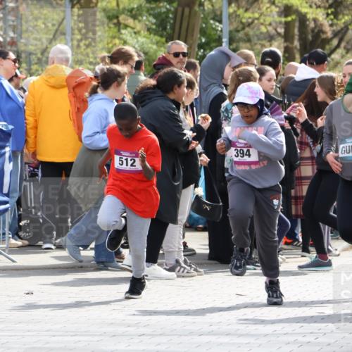 12.04.2026 - 45. Internationalen Wilhelmsburger Insellauf Strokosch-Dieckow http://msf.ph/oto/9492417 12.04.2026 14:51:39 Ziel 523, 363, 342, 505, 891, 512, 394 meine-sportfotos.de