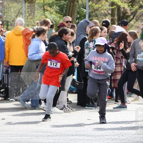12.04.2026 - 45. Internationalen Wilhelmsburger Insellauf Strokosch-Dieckow http://msf.ph/oto/9492421 12.04.2026 14:51:39 Ziel 523, 363, 342, 505, 891, 512, 394 meine-sportfotos.de