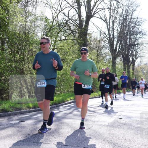12.04.2026 - 45. Internationalen Wilhelmsburger Insellauf Yannick Fuchs http://msf.ph/oto/9492464 12.04.2026 10:44:52 Laufen 4394, 374, 2847, 2861 meine-sportfotos.de