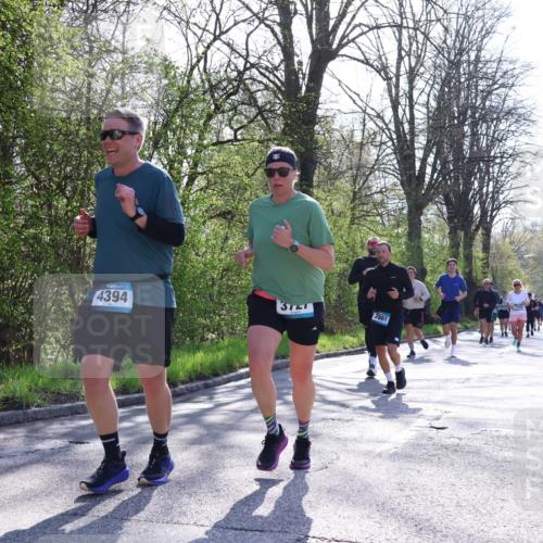 12.04.2026 - 45. Internationalen Wilhelmsburger Insellauf Yannick Fuchs http://msf.ph/oto/9492465 12.04.2026 10:44:52 Laufen 4394, 3721, 2861 meine-sportfotos.de