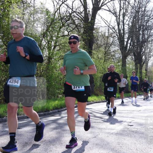 12.04.2026 - 45. Internationalen Wilhelmsburger Insellauf Yannick Fuchs http://msf.ph/oto/9492467 12.04.2026 10:44:52 Laufen 4394, 3, 2861 meine-sportfotos.de