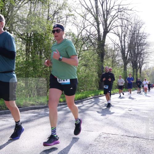 12.04.2026 - 45. Internationalen Wilhelmsburger Insellauf Yannick Fuchs http://msf.ph/oto/9492470 12.04.2026 10:44:53 Laufen 4394, 2861 meine-sportfotos.de