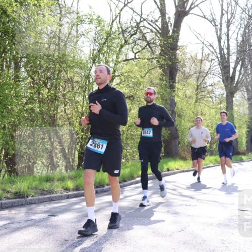 12.04.2026 - 45. Internationalen Wilhelmsburger Insellauf Yannick Fuchs http://msf.ph/oto/9492474 12.04.2026 10:44:54 Laufen 2861, 2847, 3568 meine-sportfotos.de
