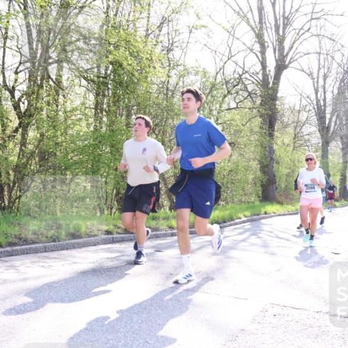 12.04.2026 - 45. Internationalen Wilhelmsburger Insellauf Yannick Fuchs http://msf.ph/oto/9492495 12.04.2026 10:44:57 Laufen 3568 meine-sportfotos.de
