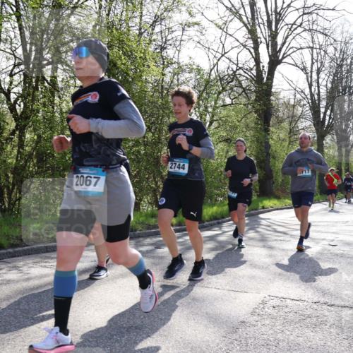 12.04.2026 - 45. Internationalen Wilhelmsburger Insellauf Yannick Fuchs http://msf.ph/oto/9492553 12.04.2026 10:45:05 Laufen 2067, 2744, 717 meine-sportfotos.de
