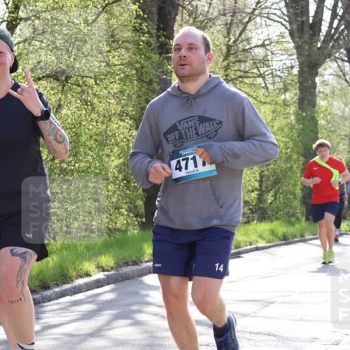 12.04.2026 - 45. Internationalen Wilhelmsburger Insellauf Yannick Fuchs http://msf.ph/oto/9492555 12.04.2026 10:45:06 Laufen 4717, 14, 7270 meine-sportfotos.de