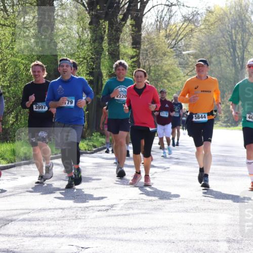 12.04.2026 - 45. Internationalen Wilhelmsburger Insellauf Yannick Fuchs http://msf.ph/oto/9492573 12.04.2026 10:45:10 Laufen 2818, 3997, 2220, 79, 5319, 5844, 4070 meine-sportfotos.de