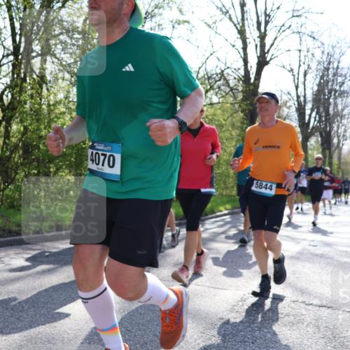 12.04.2026 - 45. Internationalen Wilhelmsburger Insellauf Yannick Fuchs http://msf.ph/oto/9492603 12.04.2026 10:45:14 Laufen 4070, 5844 meine-sportfotos.de