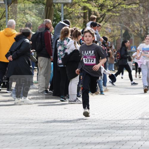 12.04.2026 - 45. Internationalen Wilhelmsburger Insellauf Strokosch-Dieckow http://msf.ph/oto/9492609 12.04.2026 14:51:17 Ziel 544, 444, 868, 852, 358, 1072, 374 meine-sportfotos.de