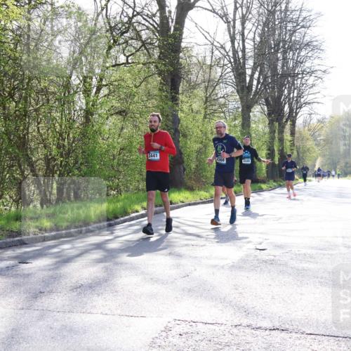 12.04.2026 - 45. Internationalen Wilhelmsburger Insellauf Yannick Fuchs http://msf.ph/oto/9492651 12.04.2026 10:45:21 Laufen 2441, 4368, 4448 meine-sportfotos.de