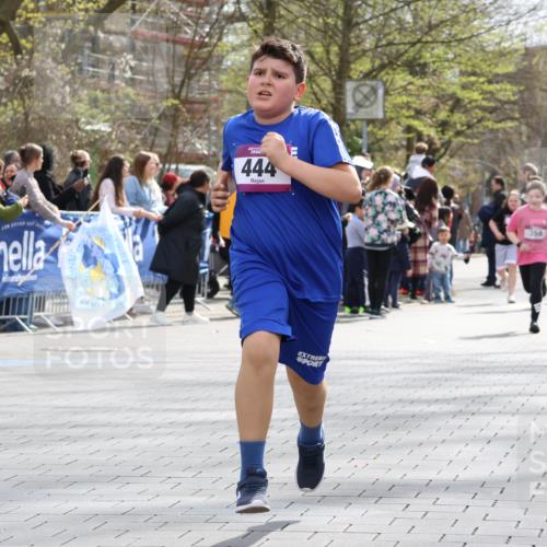 12.04.2026 - 45. Internationalen Wilhelmsburger Insellauf Strokosch-Dieckow http://msf.ph/oto/9492664 12.04.2026 14:51:13 Ziel 1843, 380, 435, 1051, 544, 444, 868, 852, 358, 1072 meine-sportfotos.de