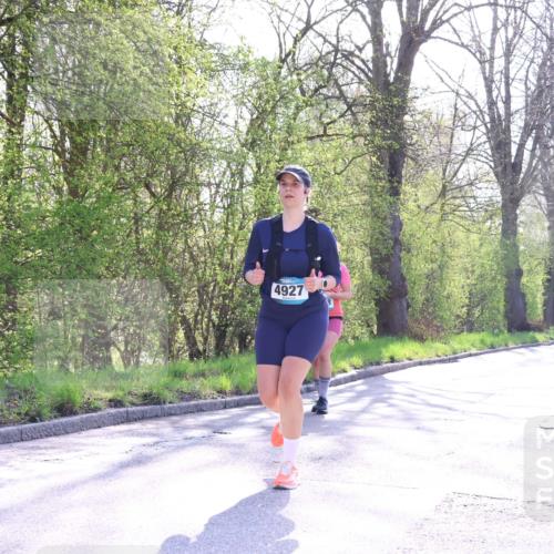 12.04.2026 - 45. Internationalen Wilhelmsburger Insellauf Yannick Fuchs http://msf.ph/oto/9492675 12.04.2026 10:45:28 Laufen 4927 meine-sportfotos.de