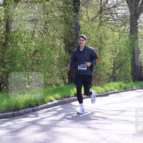 12.04.2026 - 45. Internationalen Wilhelmsburger Insellauf Yannick Fuchs http://msf.ph/oto/9492703 12.04.2026 10:45:34 Laufen 3340, 3798 meine-sportfotos.de