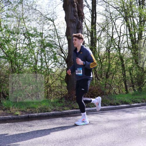 12.04.2026 - 45. Internationalen Wilhelmsburger Insellauf Yannick Fuchs http://msf.ph/oto/9492725 12.04.2026 10:45:38 Laufen 3340 meine-sportfotos.de