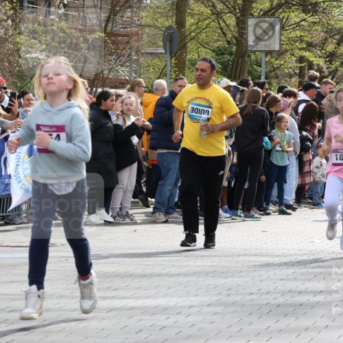 12.04.2026 - 45. Internationalen Wilhelmsburger Insellauf Strokosch-Dieckow http://msf.ph/oto/9492750 12.04.2026 14:51:03 Ziel 495, 1041, 1052, 116, 593, 1042, 686, 536, 1047, 1074, 1054, 1843, 380 meine-sportfotos.de