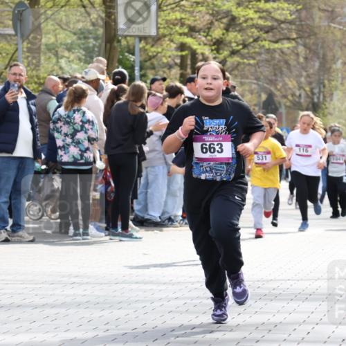 12.04.2026 - 45. Internationalen Wilhelmsburger Insellauf Strokosch-Dieckow http://msf.ph/oto/9492794 12.04.2026 14:50:48 Ziel 331, 626, 895, 357, 889, 408, 351, 893, 455, 388, 663, 359, 858, 531, 493, 1822 meine-sportfotos.de