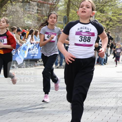 12.04.2026 - 45. Internationalen Wilhelmsburger Insellauf Strokosch-Dieckow http://msf.ph/oto/9492800 12.04.2026 14:50:45 Ziel 1049, 1837, 609, 331, 626, 895, 357, 889, 408, 351, 893, 455, 388, 663, 359, 858 meine-sportfotos.de