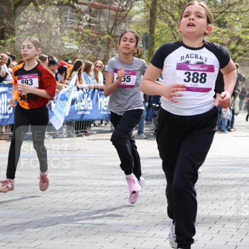 12.04.2026 - 45. Internationalen Wilhelmsburger Insellauf Strokosch-Dieckow http://msf.ph/oto/9492801 12.04.2026 14:50:45 Ziel 1049, 1837, 609, 331, 626, 895, 357, 889, 408, 351, 893, 455, 388, 663, 359, 858 meine-sportfotos.de