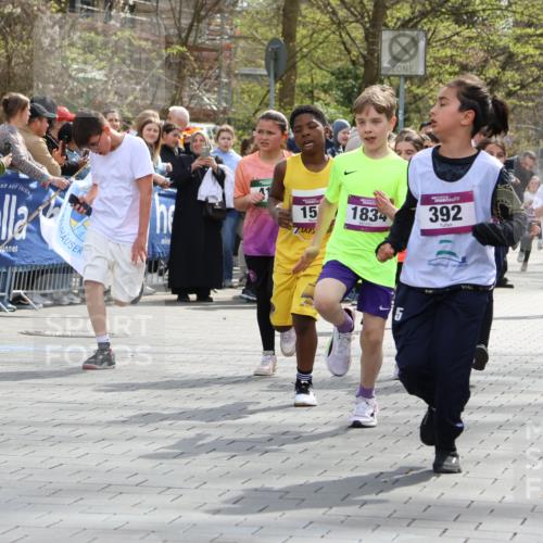 12.04.2026 - 45. Internationalen Wilhelmsburger Insellauf Strokosch-Dieckow http://msf.ph/oto/9492864 12.04.2026 14:50:28 Ziel 475, 859, 1840, 504, 333, 391, 407, 883, 452, 1834, 491, 426, 392, 880, 151, 1035, 330, 362, 865 meine-sportfotos.de