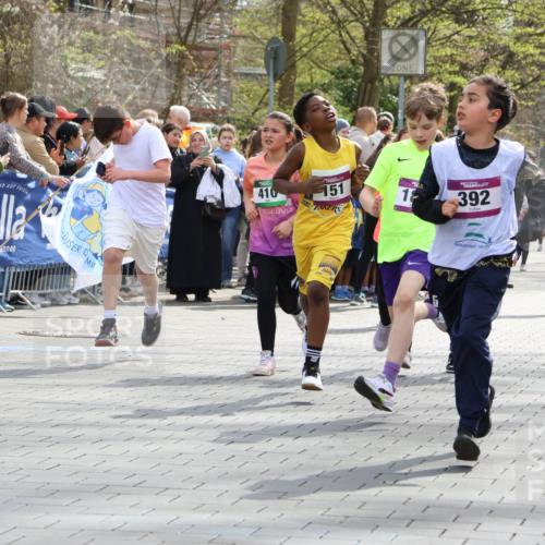 12.04.2026 - 45. Internationalen Wilhelmsburger Insellauf Strokosch-Dieckow http://msf.ph/oto/9492866 12.04.2026 14:50:28 Ziel 475, 859, 1840, 504, 333, 391, 407, 883, 452, 1834, 491, 426, 392, 880, 151, 1035, 330, 362, 865 meine-sportfotos.de