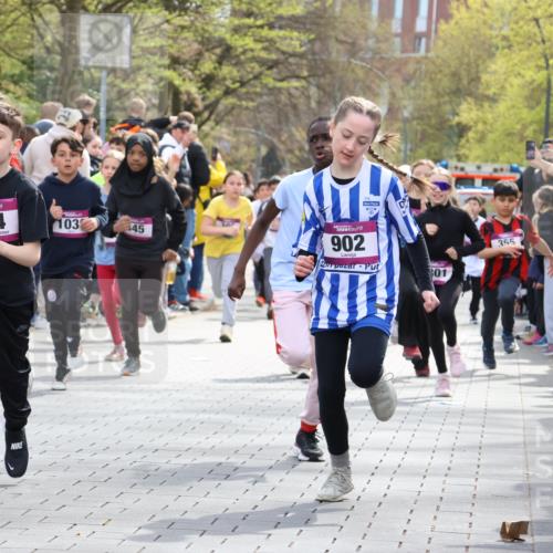 12.04.2026 - 45. Internationalen Wilhelmsburger Insellauf Strokosch-Dieckow http://msf.ph/oto/9492954 12.04.2026 14:50:04 Ziel 368, 898, 1039, 901, 131, 1061, 624, 1825, 141, 164, 113, 1845, 1849, 1810, 352, 902, 1814, 860, 854, 885, 1801, 138, 355, 856, 1038, 516, 445, 395, 600, 168, 396, 871 meine-sportfotos.de