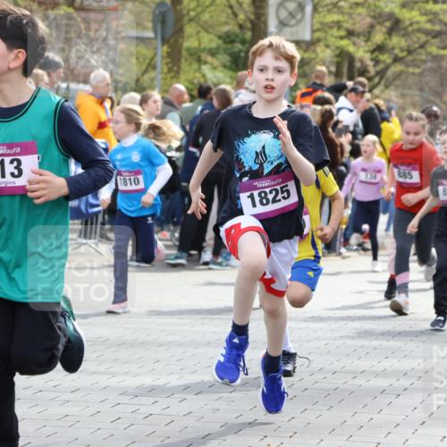 12.04.2026 - 45. Internationalen Wilhelmsburger Insellauf Strokosch-Dieckow http://msf.ph/oto/9492962 12.04.2026 14:50:02 Ziel 400, 672, 368, 898, 1039, 901, 131, 1061, 624, 1825, 141, 164, 113, 1845, 1849, 1810, 352, 902, 1814, 860, 854, 885, 1801, 138, 355, 856, 1038, 516, 445 meine-sportfotos.de